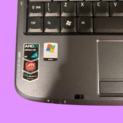 Acer Aspire 5535 Spares or Repairs (Faulty Motherboard) Very Good Condition - Image 3 of 4