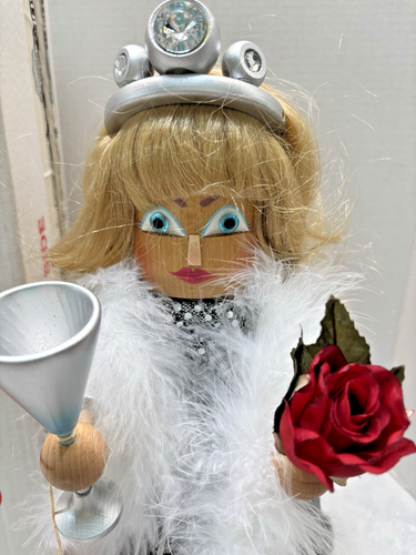 2001 STEINBACH NUTCRACKER~ MILLENNIUM GIRL 17"~ Signed Limted Ed. Orig BOX S1702 - Picture 11 of 16