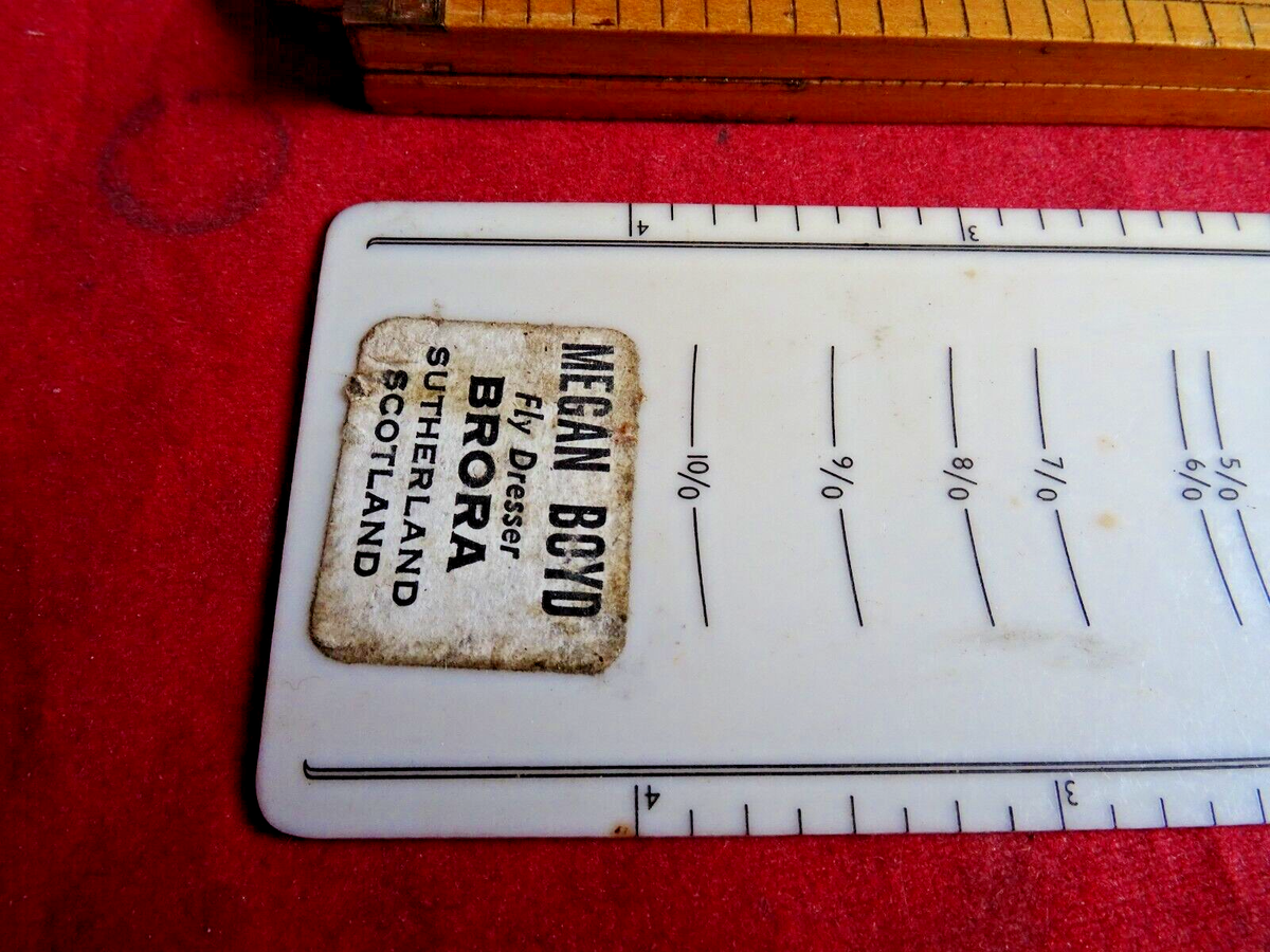 RARE ET ANCIEN Moulinet de pêche à la Mouche CADOR en bon état. EUR 20