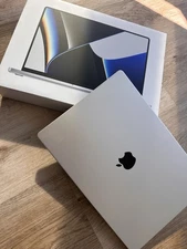 MacBook Pro 16 (2022 M1 Pro 32GB RAM AppleCare+ to Dec 2025) Free Ship