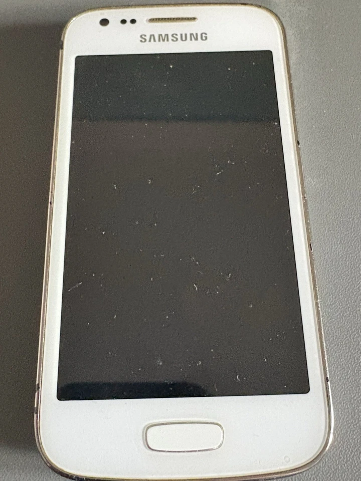 Samsung Galaxy Ace 3 GT-S7275R White Unlocked, photo 3 of 4