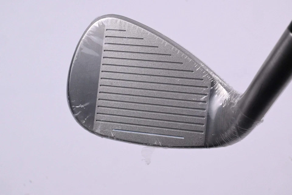 Cobra Aerojet Pitching Wedge / 41.5 Degree / Ladies Flex KBS Players 55 Shaft - Image 2 of 4