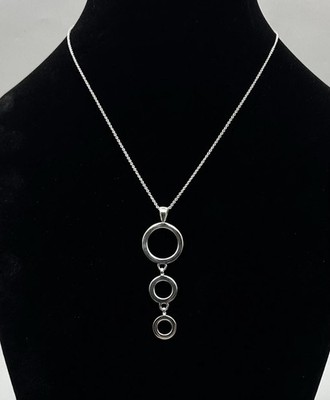 Modern Sterling Silver Interlocking Open Loop Circles Dangle Pendant Necklace
