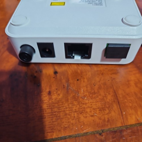 Adtran GPON 1 port ONT SDX611 - Zdjęcie 4 z 12