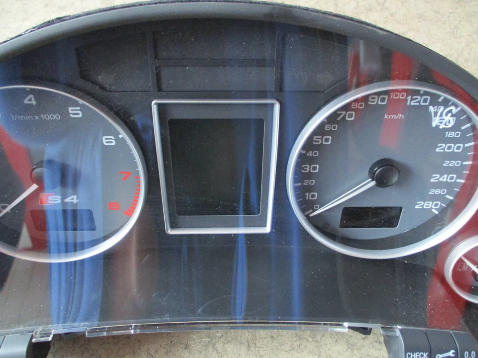 Cuadro de instrumentos color FIS velocímetro A4 S4 B6 8E 4.2 V8 8E0920933A BOSCH  Foto 3 de 4