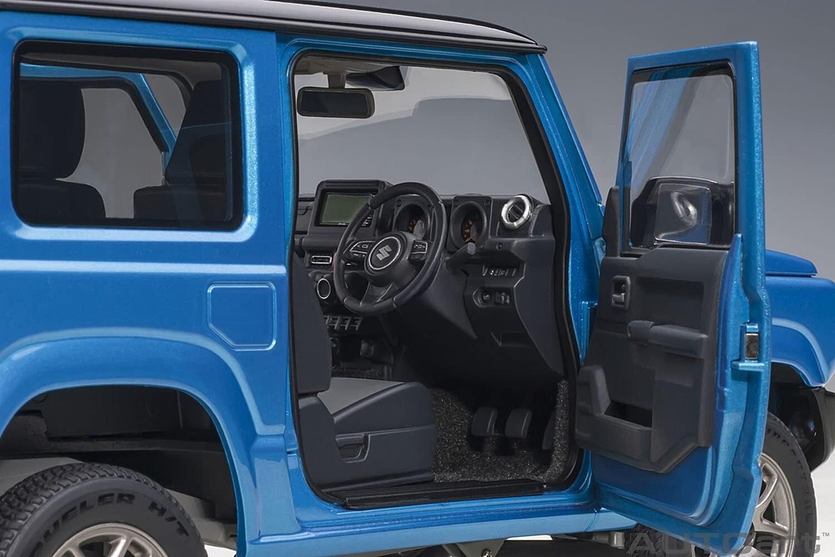 AUTO art 78502 1 18 Suzuki Jimny (JB64) (Blue Metallic Black AUTO art 78502 1 18 Suzuki Jimny (JB64) (Blue Metallic Black