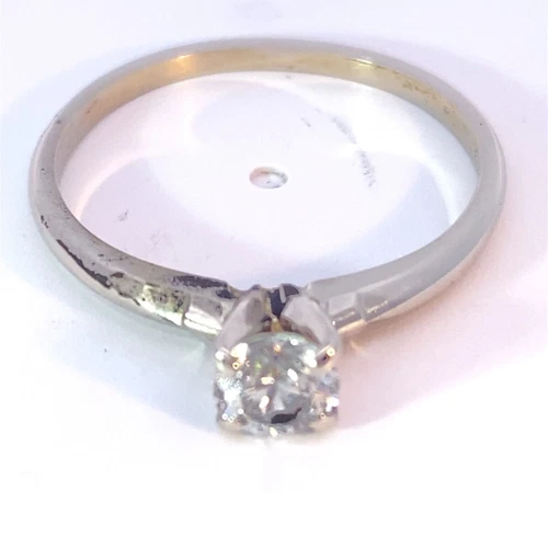 Lady's Diamond Solitaire Ring 12 Diamonds .16 Carat T.W. 14K White G (MI1068390)