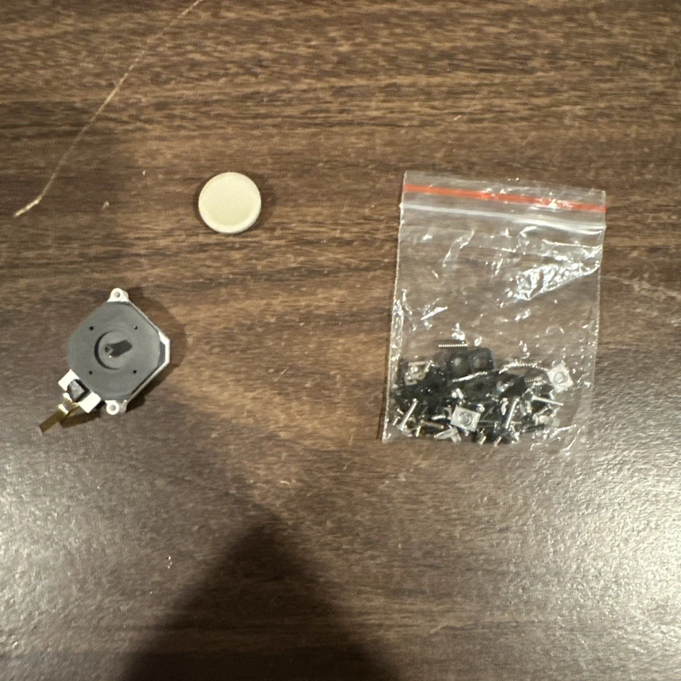 Nintendo 3DS shell replacement parts, check description - Image 4 of 4