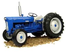 UNIVERSAL HOBBIES 1:16 TRATTORE FORDSON SUPER DEXTA NEW PERFORMANCE 1963  UH2900