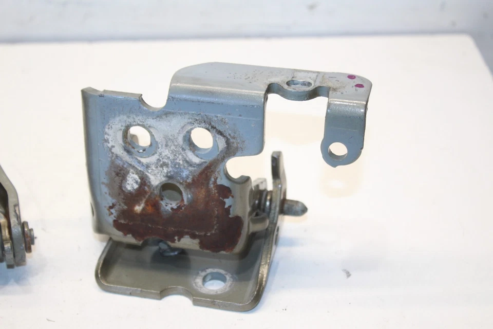 Hummer H2 Sut 2005-2009 bisagra puerta pasajero delantero derecho OEM Foto 4 de 4