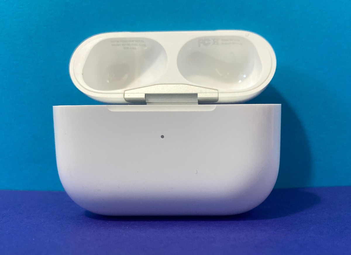 Apple - airpods pro charging case 美品 DEFECTIVE Original Wireless CHARGING CASE ONLY for Apple