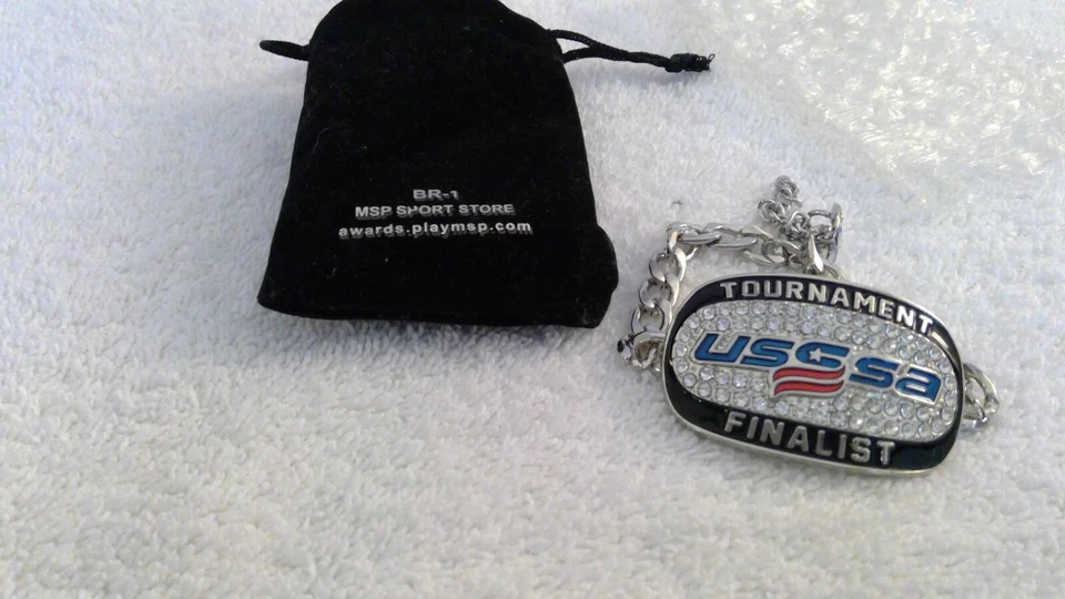 Pulsera de plata finalista torneo USSSA con bolsa de terciopelo Foto 3 de 3