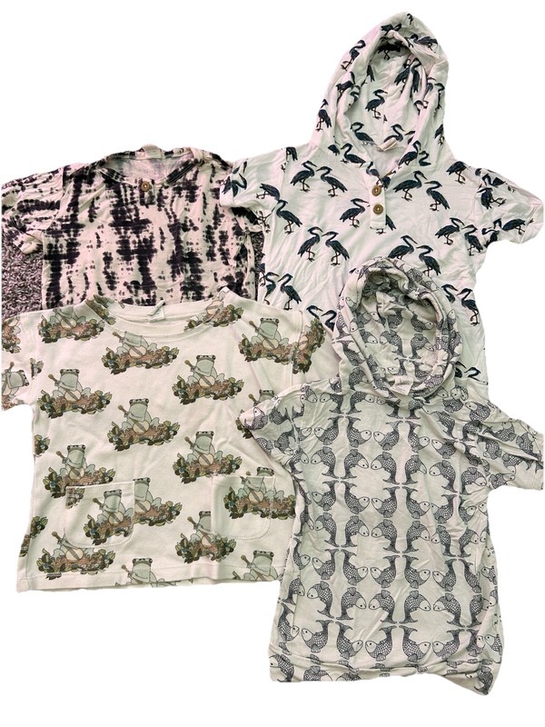 kate quinn 3t Lot Tshirts And Hoodie