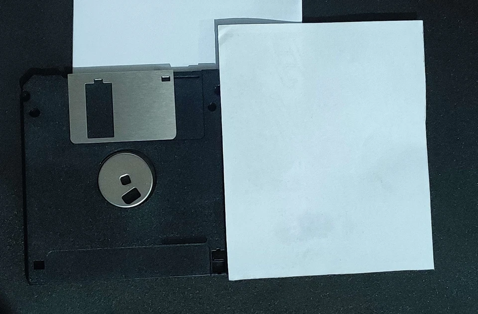 Tsukihime Preview 3.5" Floppy Disk and Paper 1999 Type-Moon - Image 2 of 3