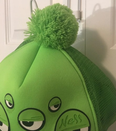 Neff Monster Eyeballs Snapback Cap Green OSFM - Picture 3 of 7