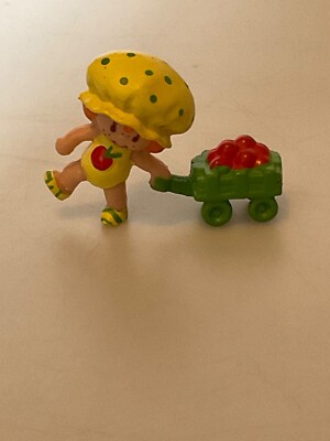 Vintage 80s Strawberry Shortcake - Baby Apple Dumplin (1)
