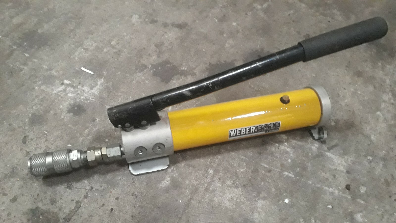 er Rescue hydraulic hand pump Holmatro Lukas Rescue Zumro includes