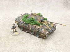 20mm WW2 GERMAN Panzer V Tank PANTHER Well Painted 18829