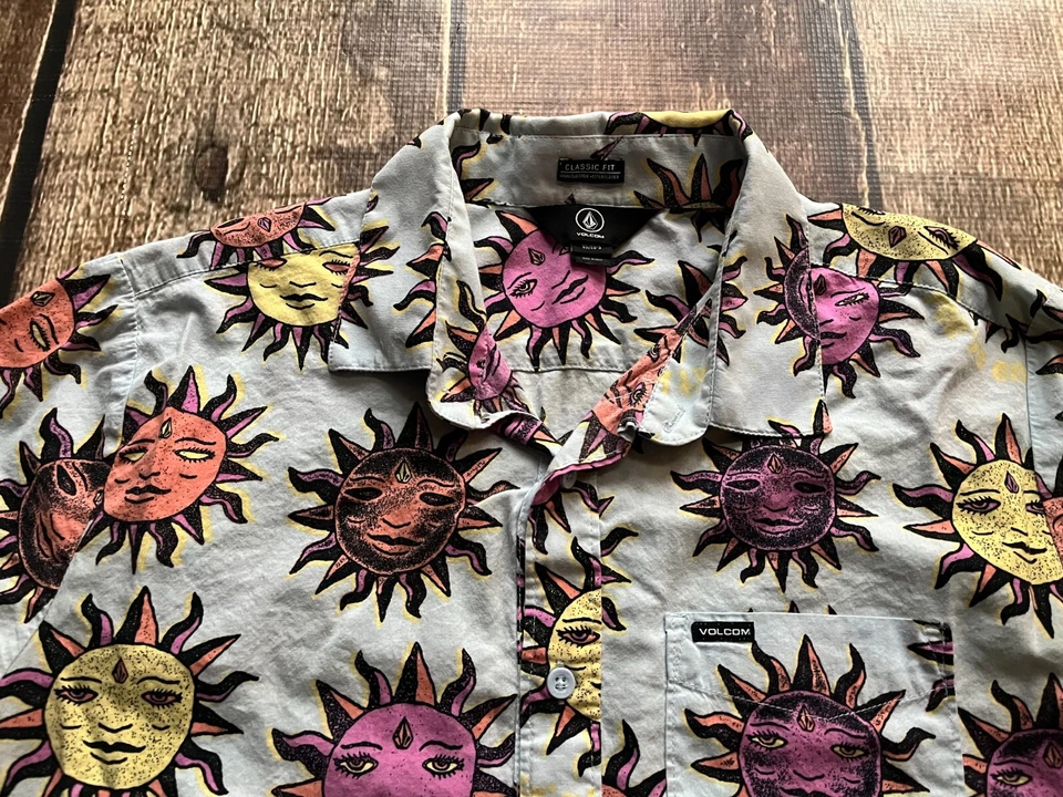 VOLCOM STONE CLASSIC FIT TRIBAL SUN POCKET SHIRT BLUE MULTI MENS SMALL EXCELLENT - Image 4 of 4