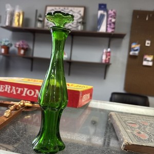 Vintage Avon Emerald Green Bud Vase Cologne Glass Bottle Flower Stopper 