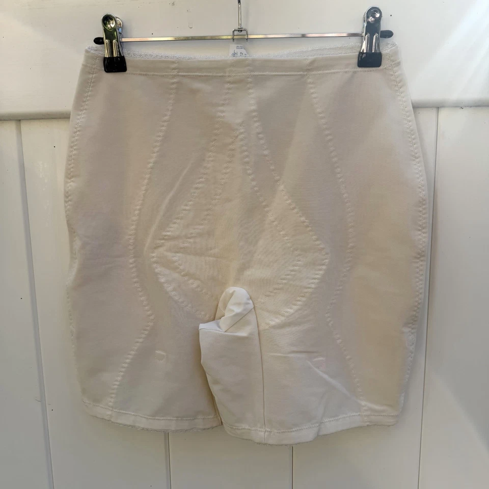 Vintage 1960 Van Raalte Cinto de Perna Longa Ligas XL Lingerie Bloomers Shorts - Imagem 3 de 4