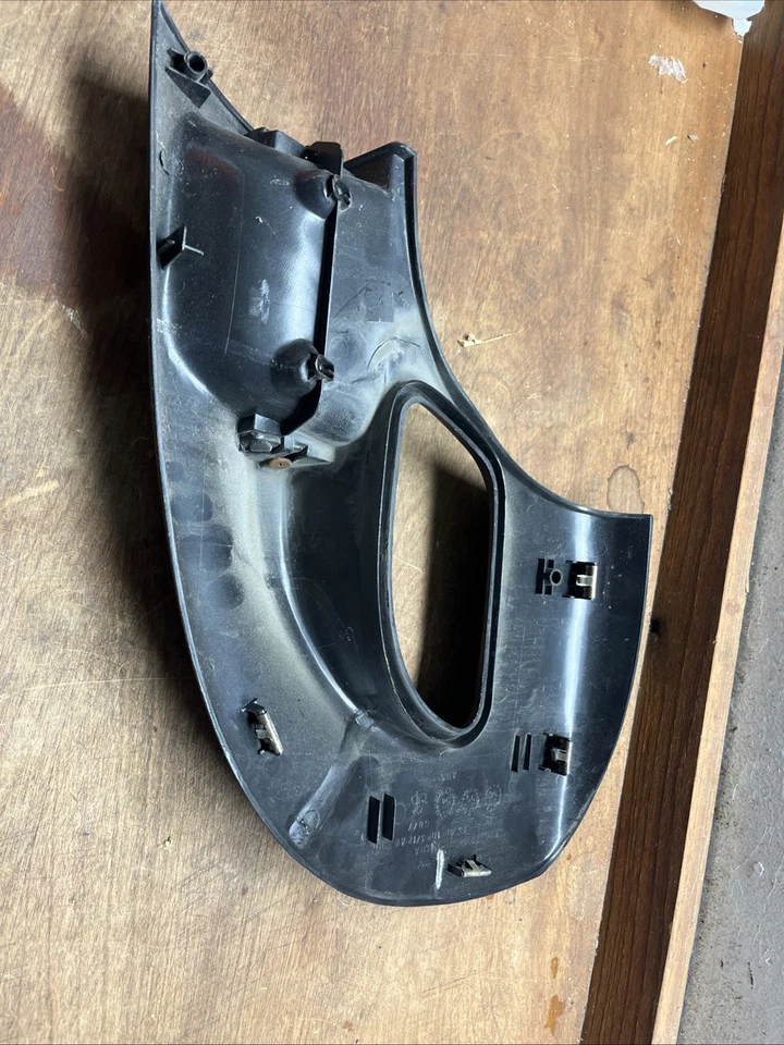 97-03 FORD RANGER PASSENGER RIGHT DOOR PULL HANDLE TRIM BEZEL COVER oem - Image 3 of 3