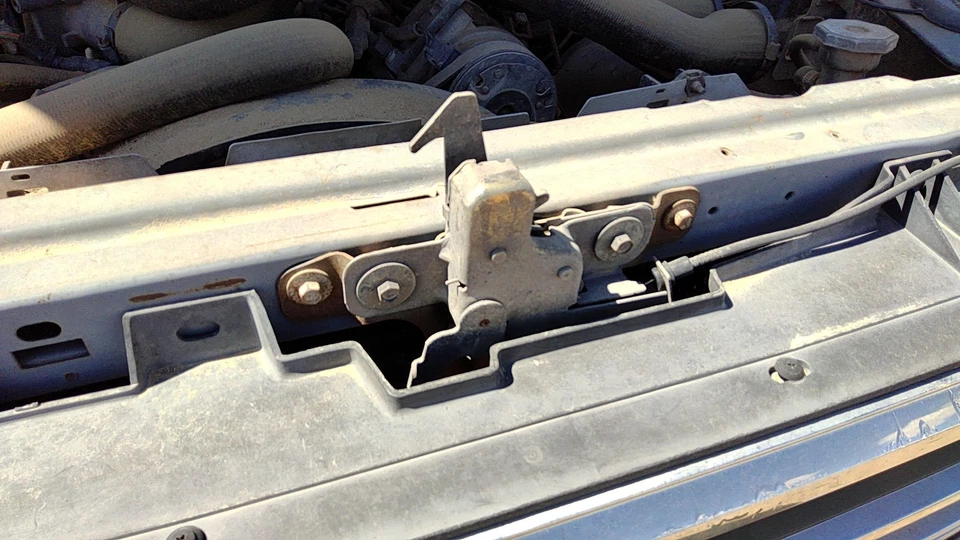 Ford F150 1987 1988 1989 1990 1991 conjunto de pestillo de capó con soporte OEM Foto 2 de 4