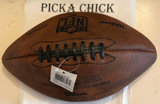 Image of WILSON American Football NFL Junior Throwback 32 Team Logo