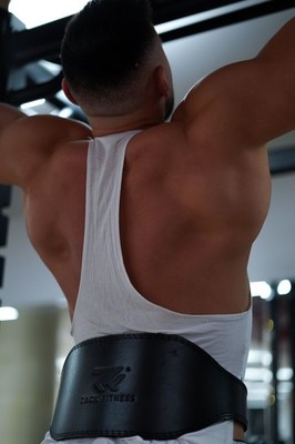 Premium Gewichthebergürtel von ZackFit | Ultimative Unterstützung für maximale Leistung