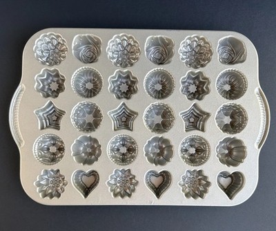 Nordic Ware USA Bundt Mini Shape Tea Cakes & Candies Unique Pan ''Made In U.S.A''
