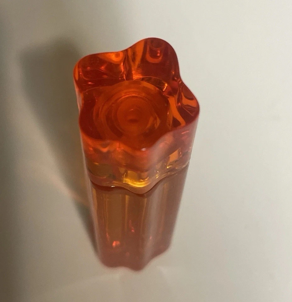 Vintage Liberte By Cacharel Eau de Toilette Mini Splash 0.17 fl oz/5 ml Viaje Foto 3 de 4