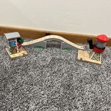 Thomas Friends Wooden Water Tower Stop Go Station Stone Arch Bridge Lot