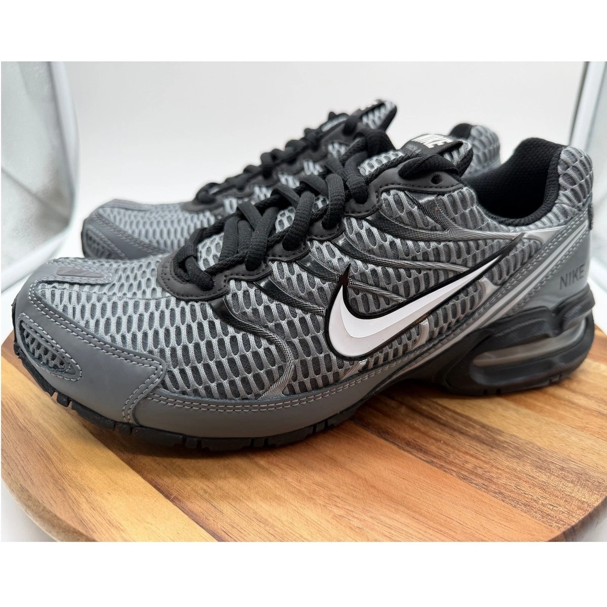 Nike Men’s Sz 7 Charcoal & White Mesh Running Sneakers Amazon.com | Nike Downshifter 9 Men main image 4