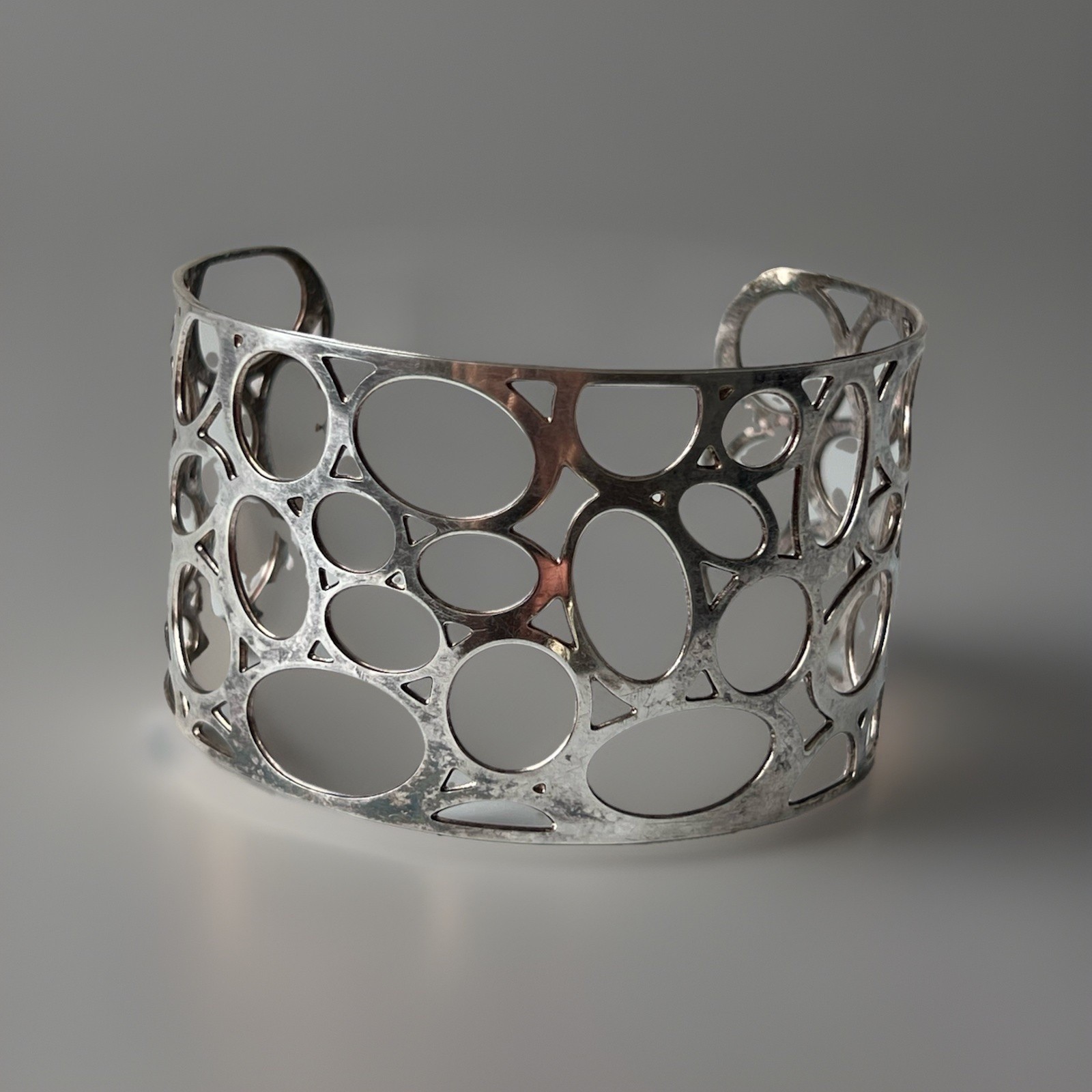 Silver Plated? Multi Bubbles Pattern Cuff Bangle … - image 1