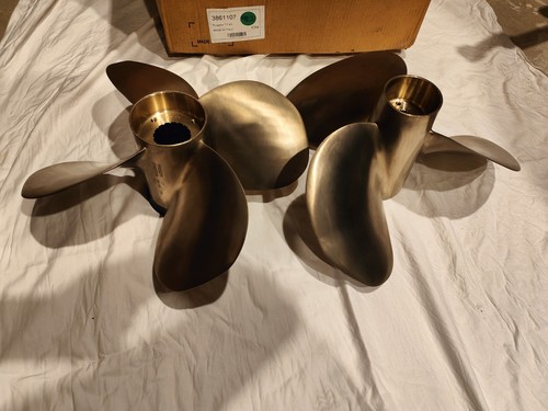 Volvo Penta Duoprop IPS TYPE T7 SET 3861107 Propeller Nibral Inboard - Picture 15 of 15