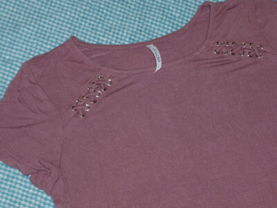 ACTIVE USA Gr. S feines Sommershirt mit modischen Details