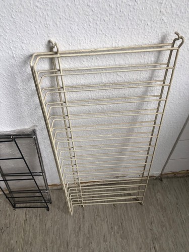 String Wandregale Konvolut Verschiedene Grössen Verschiedene Modelle 1970er - Bild 11 von 12