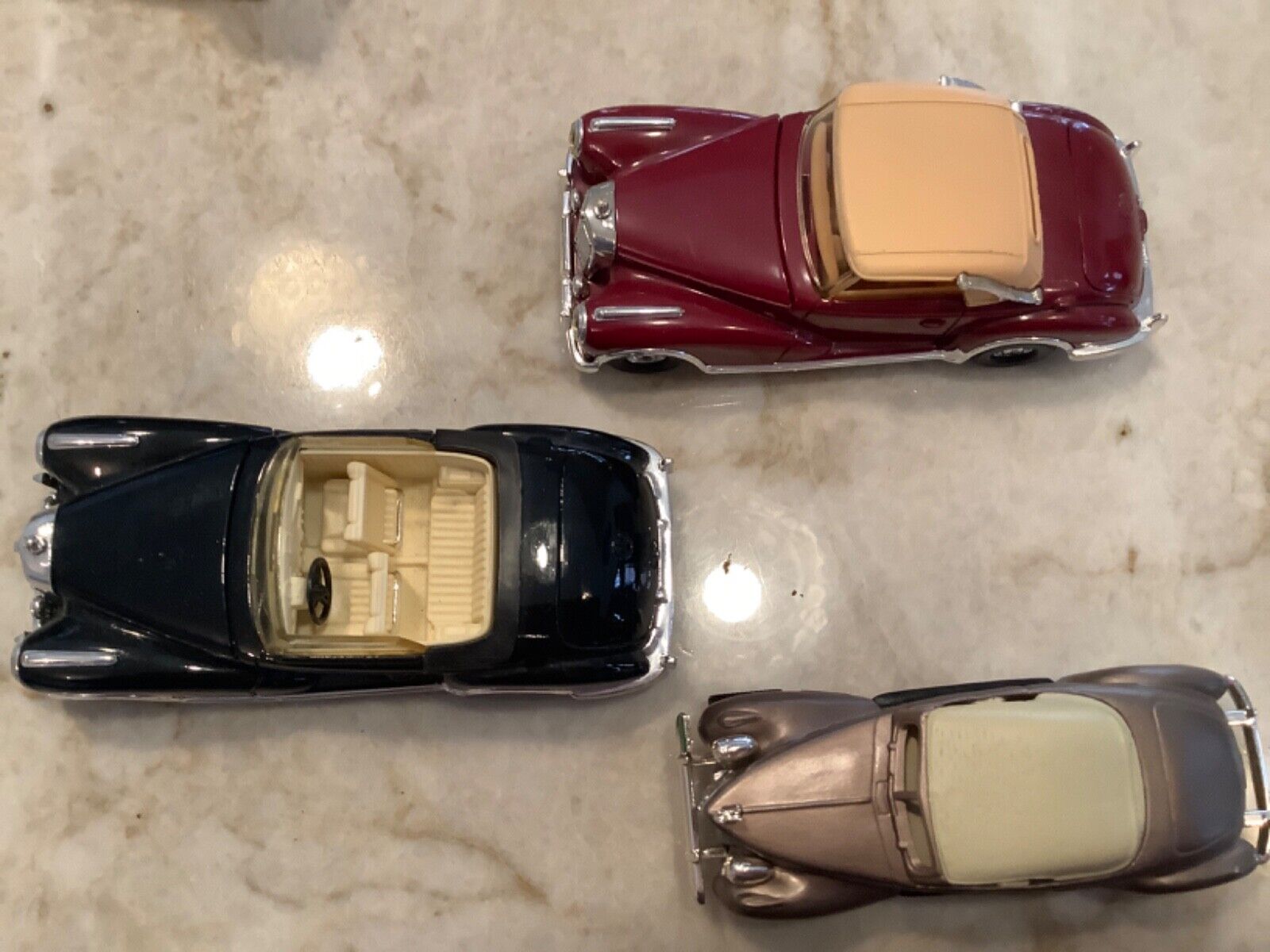 Die cast Mercedes Benz 300s (4), and 1940 V16 Cadillac Coupe - Picture 5 of 6