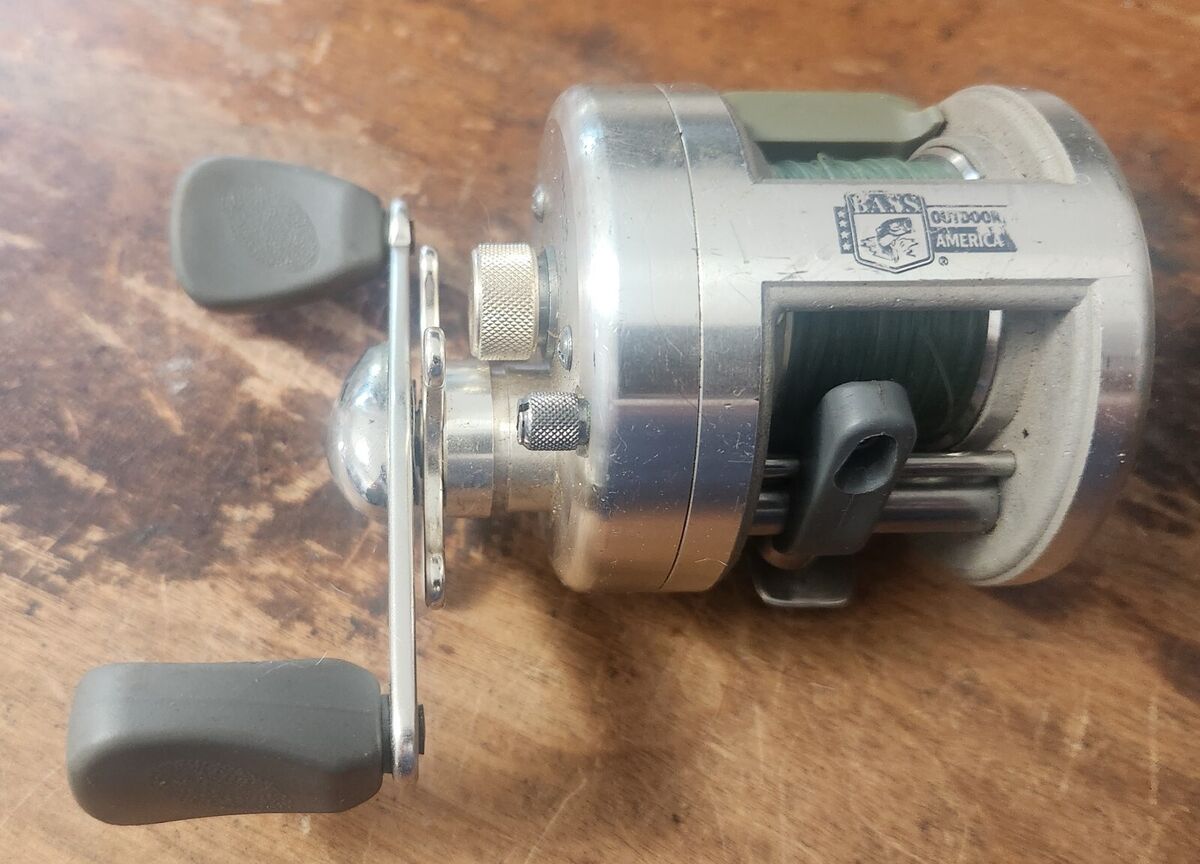Vintage Bait Casting Fishing Reel BC2 BASS OUTDOOR AMERICA Vintage Bait Casting Fishing Reel BC2 BASS OUTDOOR AMERICA