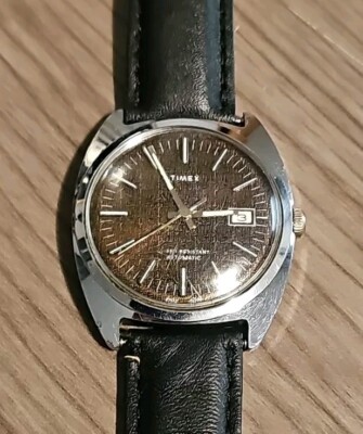 Vintage 1977 Timex Automatic Men's Watch 47552 03277 Textured Dial Face