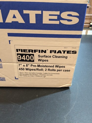 Merlin Mates Pre Moistened Center Pull Dispensing System - 7" x 8" Wipes 900 Ct. - Picture 3 of 6