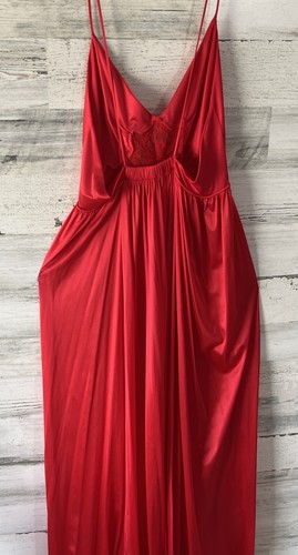 Vintage Lily Of France USA Long Red Gown Robe Peignoir Set Lace 2 Piece Set S - Picture 10 of 10