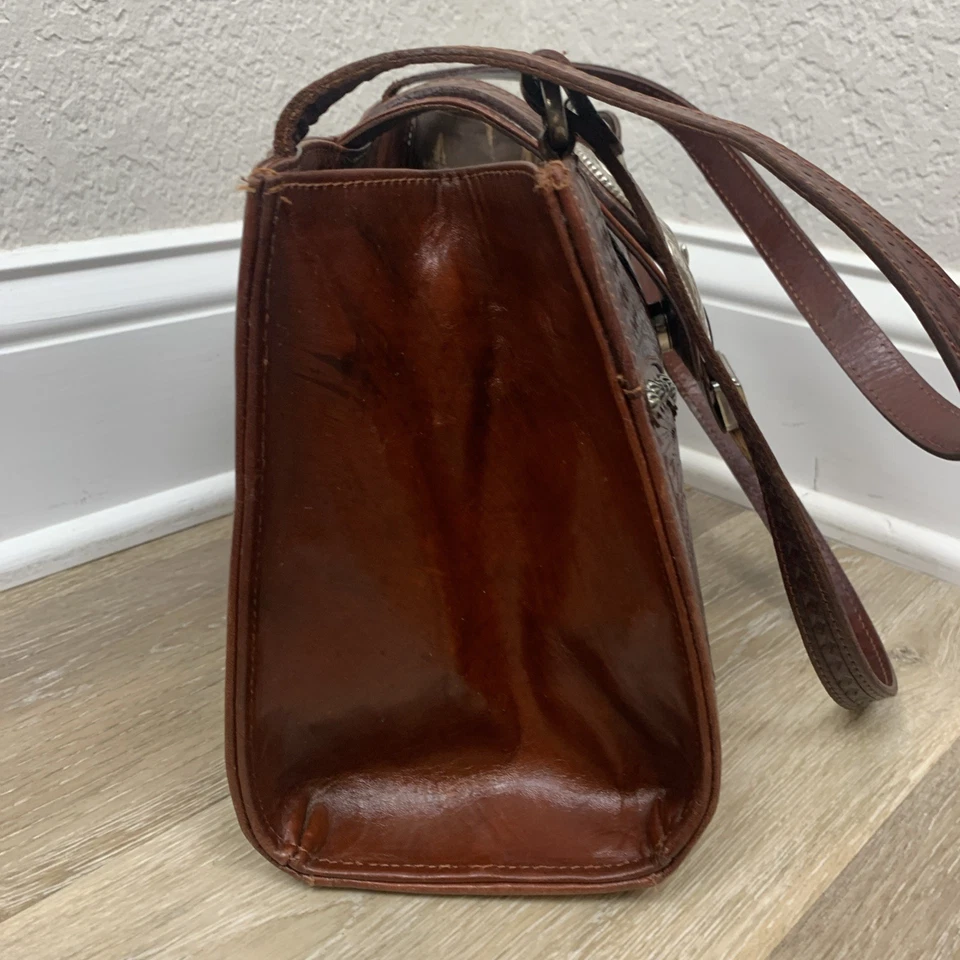 De Colección American West Bolso de Hombro Dr Cuero Marrón Tocado a Mano Cartera Hebilla Plateada Foto 4 de 4