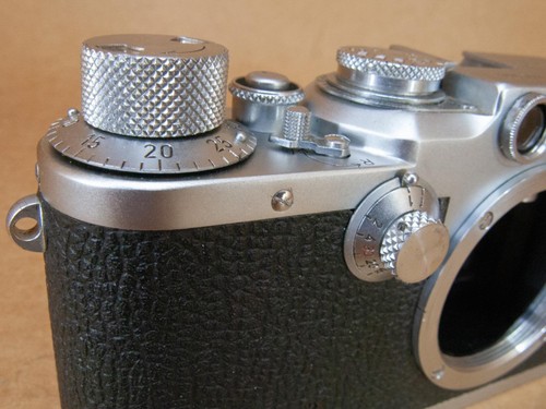 Leitz Leica IIIc converted to IIIf Black Dial 1946/47 - Picture 9 of 17