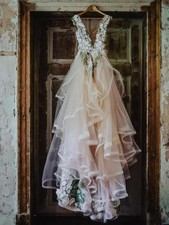 Elegant 3D Floral Lace Wedding Dress with Pleated Backless A-line Bridal Gown