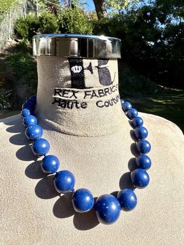 Collana Vintage Ralph Lauren Firmata Lapislazzuli e Tono Oro Toggled Statement - Foto 2 di 12