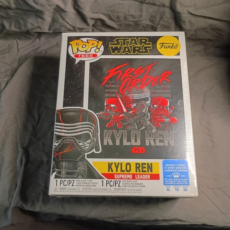 Funko Pop Tees Star Wars First Order Kylo Ren XL Tee w/Pop Figure Supreme Leader