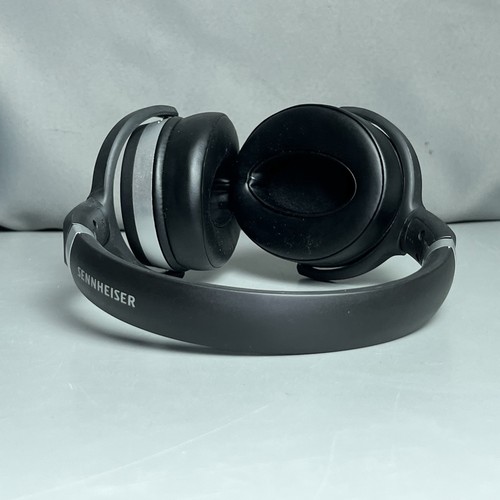 Sennheiser HD 4.50 BTNC Black Bluetooth Noise Cancelling Headphones - Picture 6 of 16