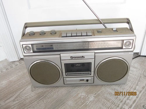 Rare Retro Panasonic RX 5010 AM/FM Cassette Recorder Boombox TESTED & WORKING !
