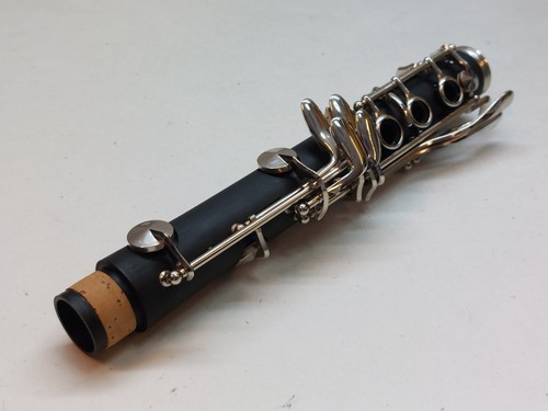 SMS ACADEMY Clarinet Set with Case and Accessories - Picture 10 of 15
